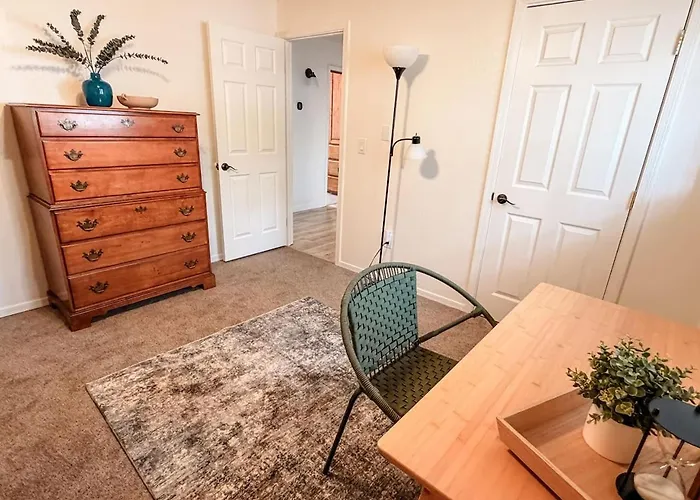 And Mountains, 3br 2ba Show Low